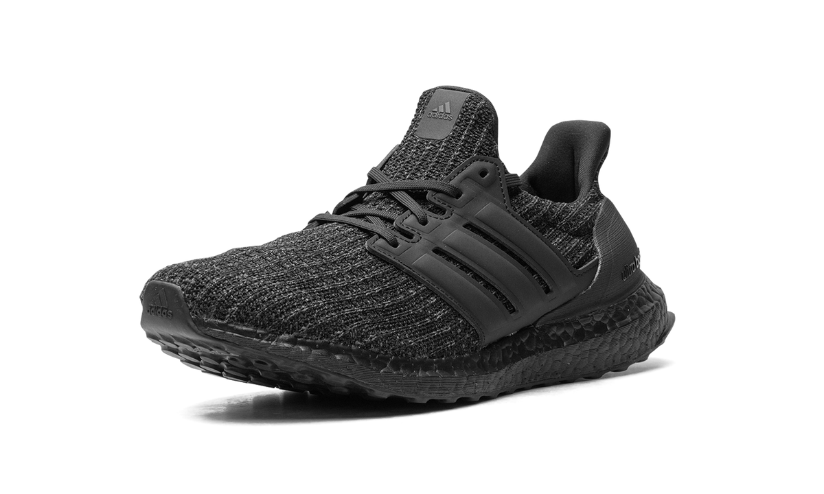 UltraBOOST "Triple Black" F36641