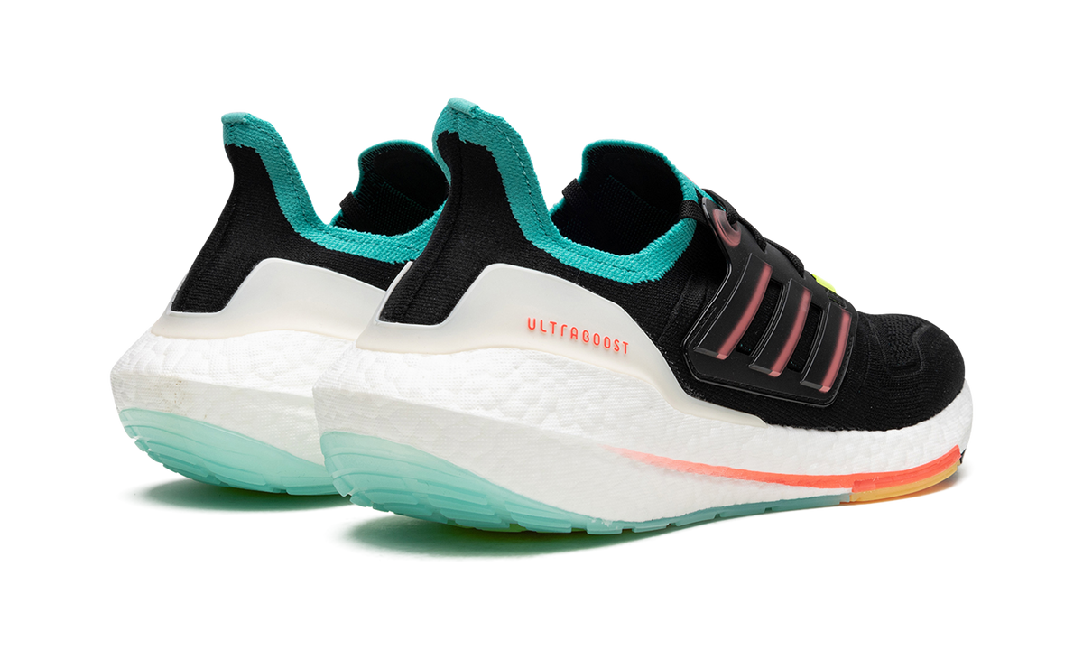 Ultraboost 22 "Turbo Mint Rust" GX5497