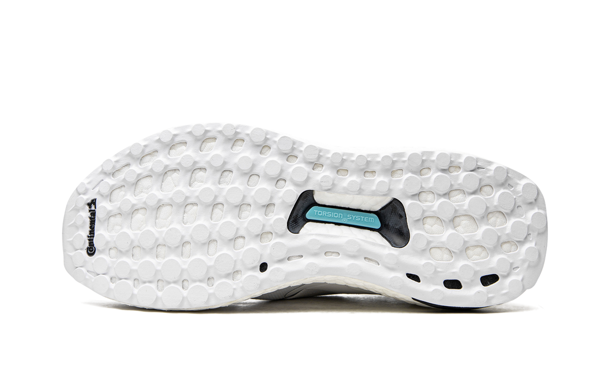 ULTRABOOST SLIP ON DNA WMNS "Cloud White" H02815