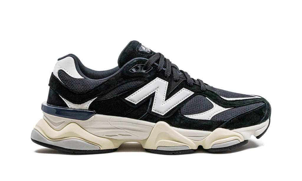 9060 "Black / White" U9060AAA