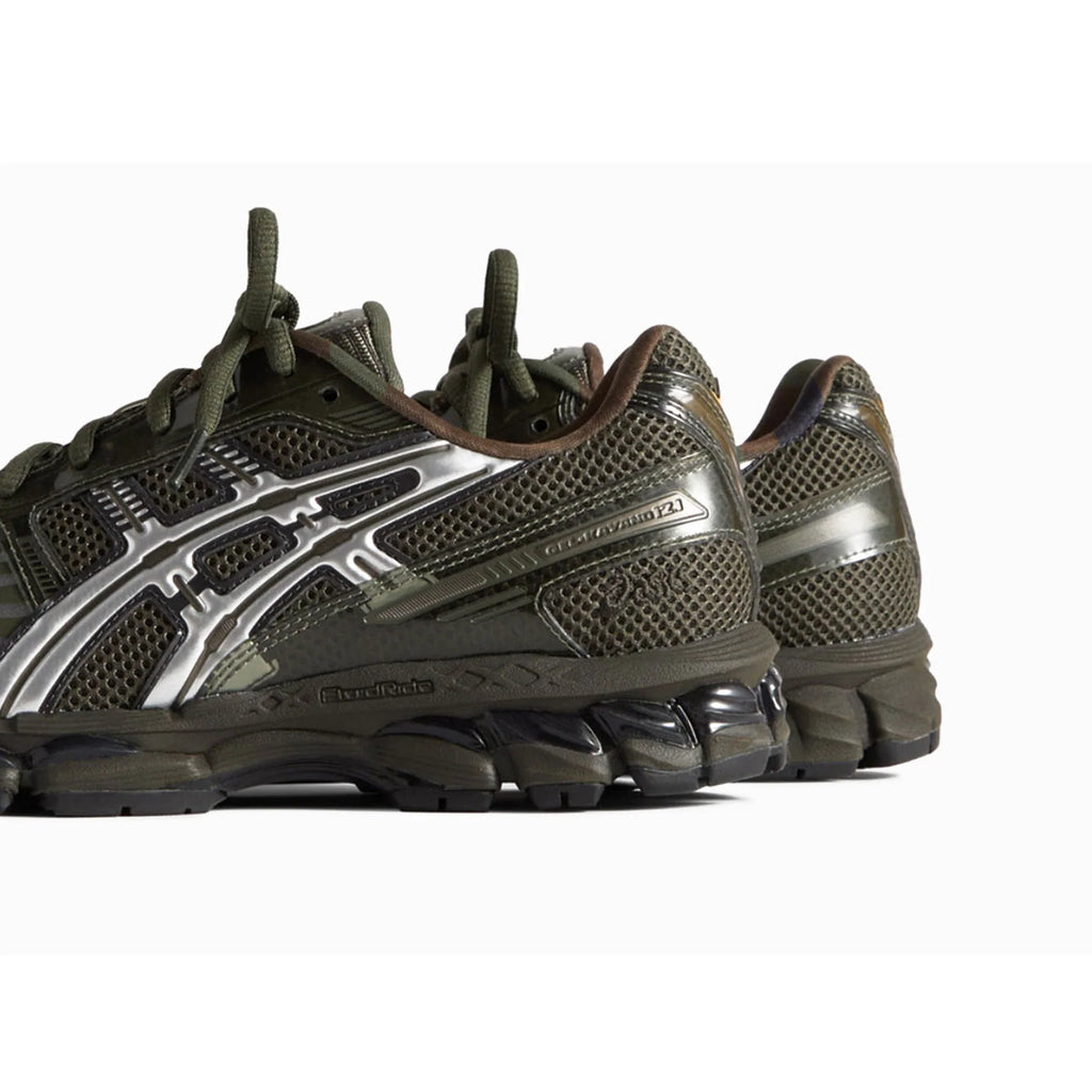 ASICS Gel-Kayano 12.1 Kith Marvel vs. Capcom 'Captain America vs. Guile Double Box' (2025)