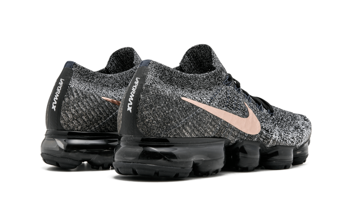 Air Vapormax Flyknit 849558 010