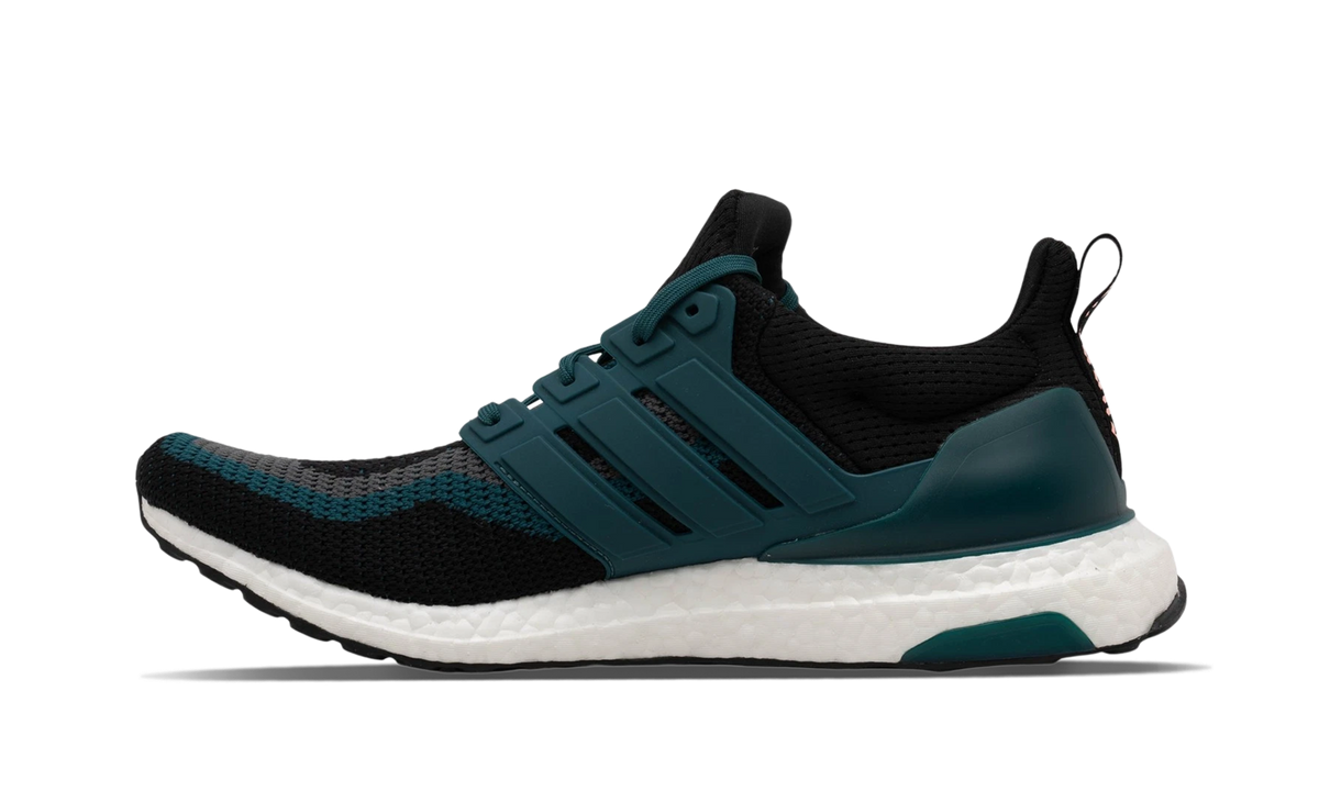 Ultraboost DNA "Arsenal" FZ3621