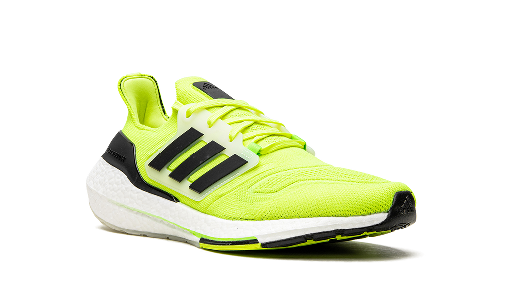 Ultraboost 22 "Solar Yellow" GX6639