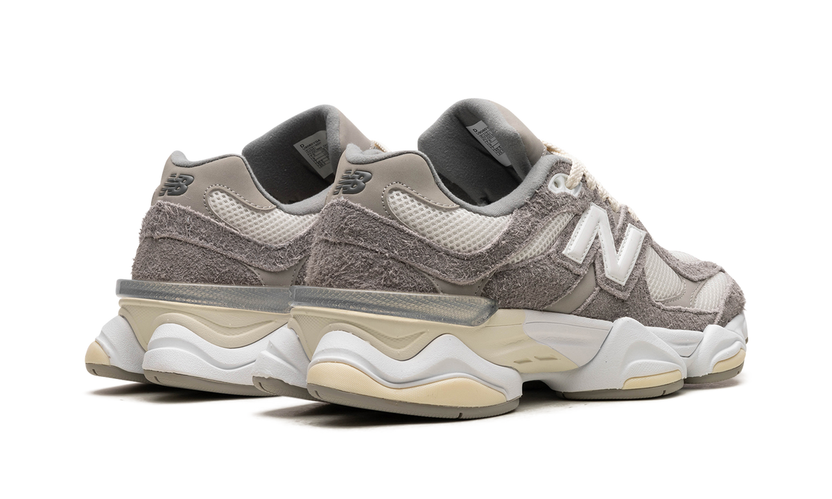 9060 "Grey / White" U9060YGA