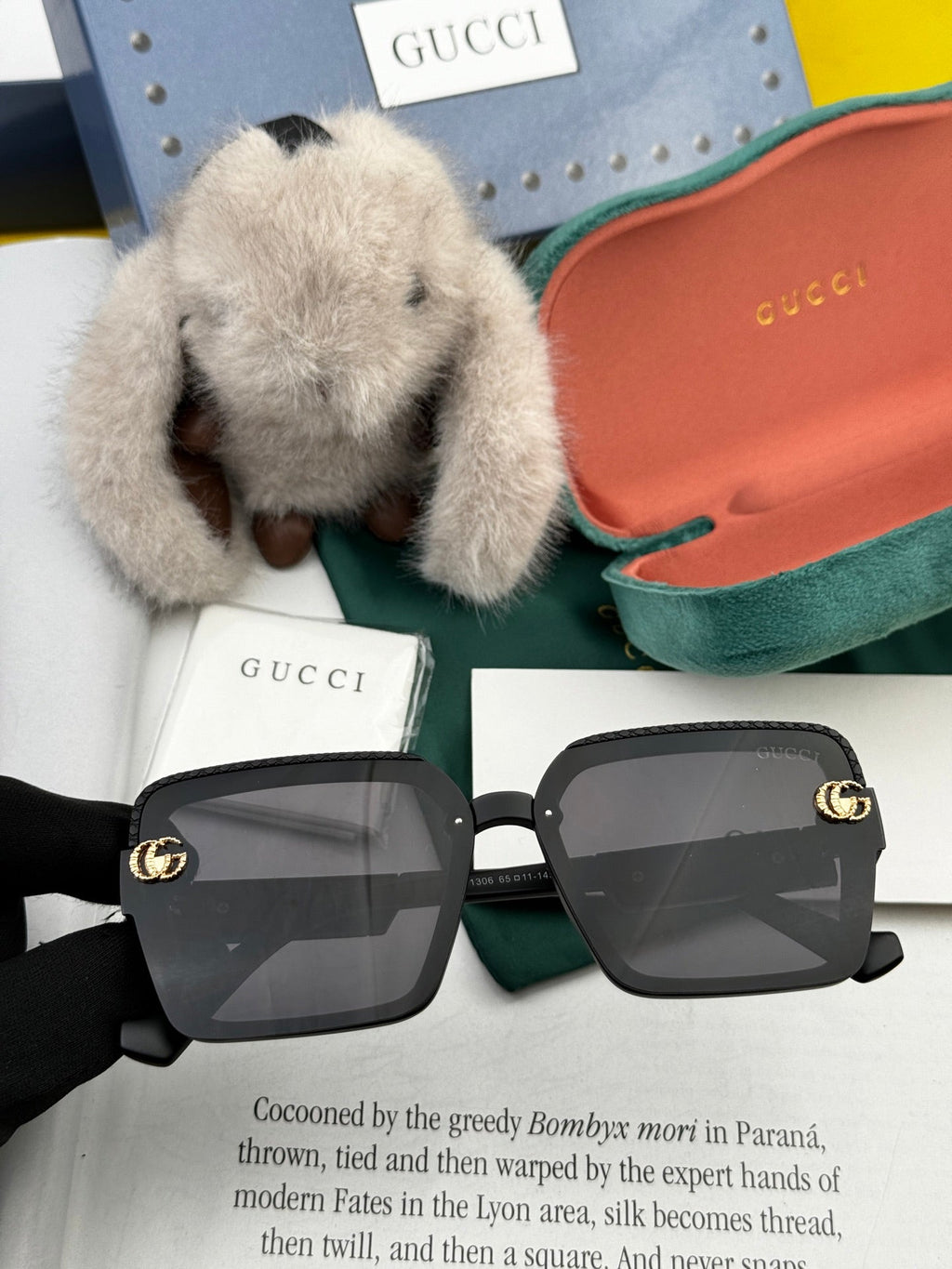 Gucci Sunglasses 558390