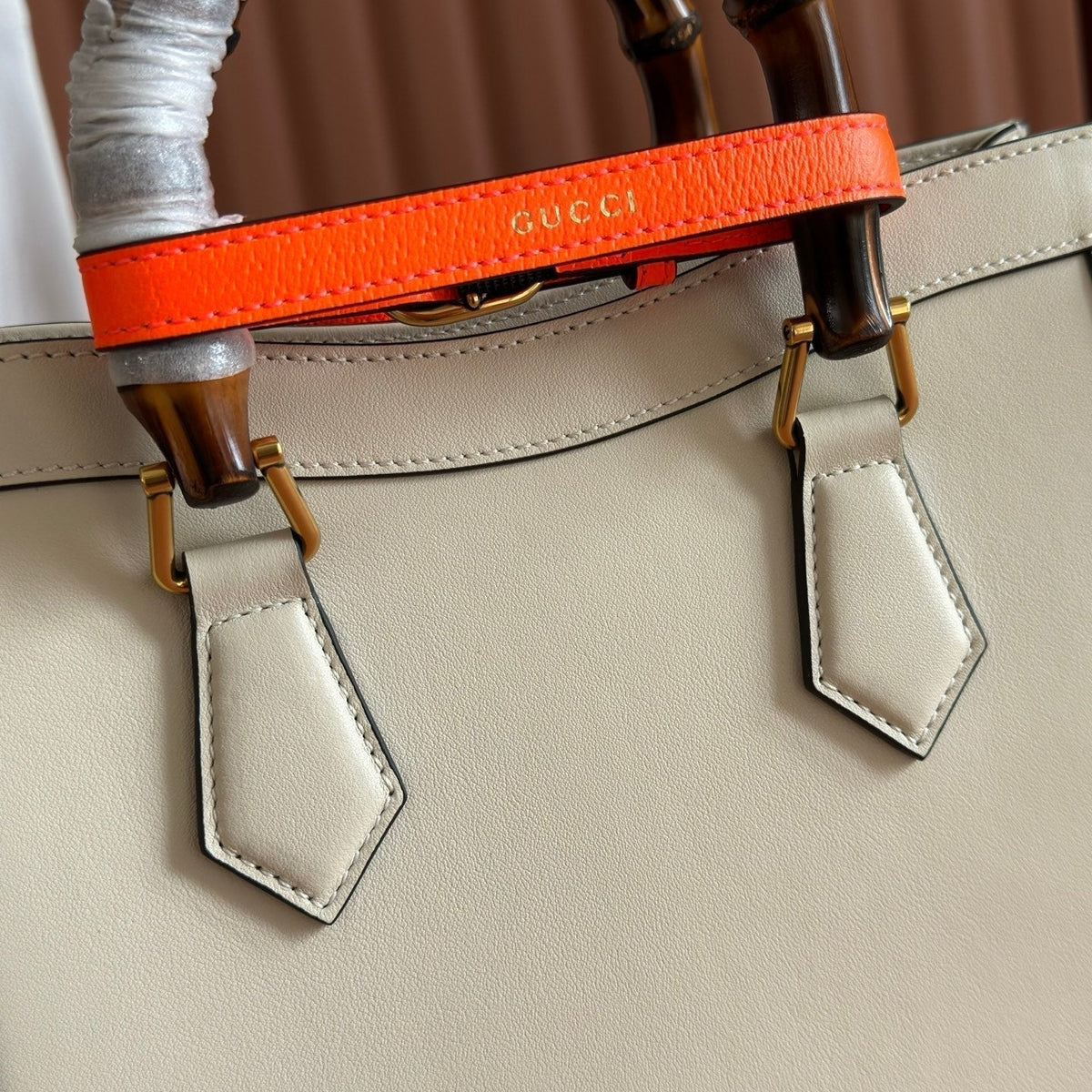 GUCCI 26S DIANA TOTE BAG 27 IN CREAM WHITE CALFSKIN