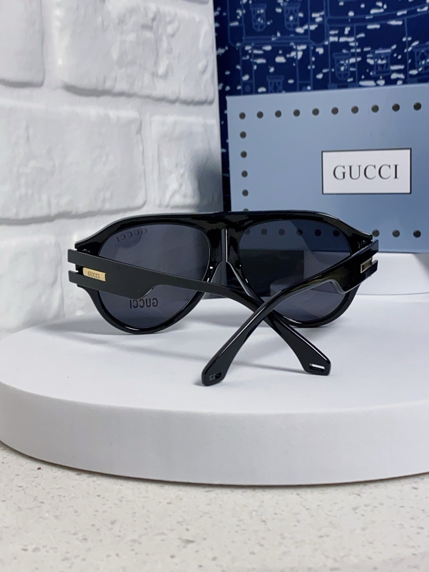 AVIATOR FRAME SUNGLASSES 575853 IN BLACK ACETATE