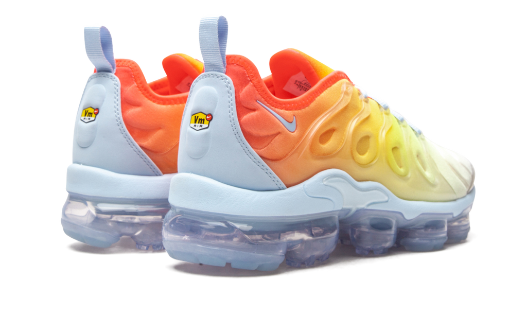 WMNS VaporMax Plus "Sunrise" CW5593 400