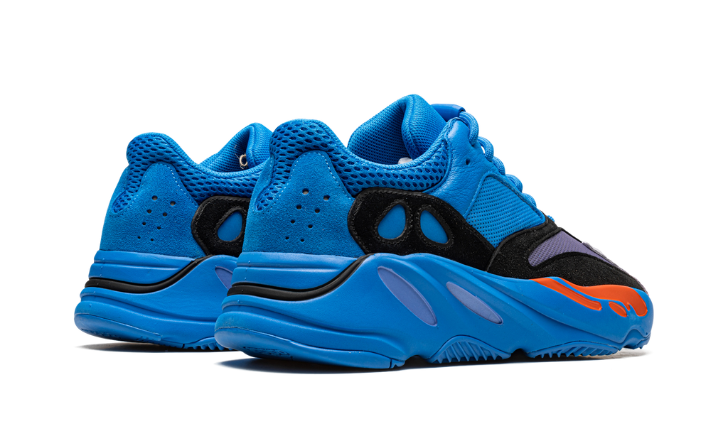 YEEZY BOOST 700 "Hi-Res Blu" HP6674