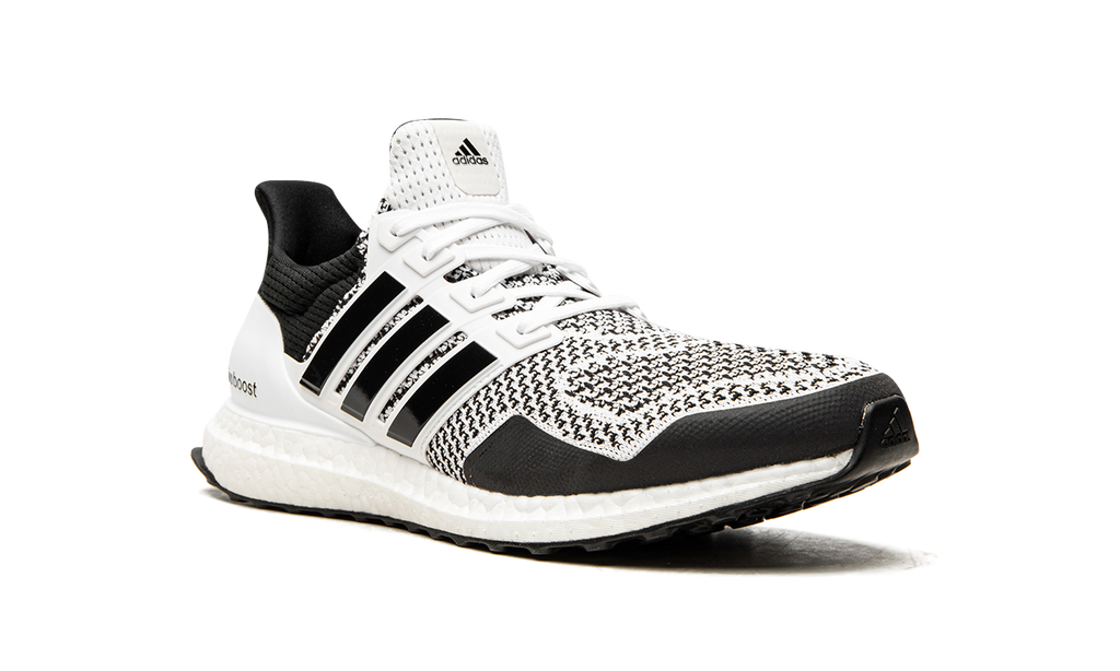 UltraBoost 1.0 DNA "Cookies And Cream" H68156
