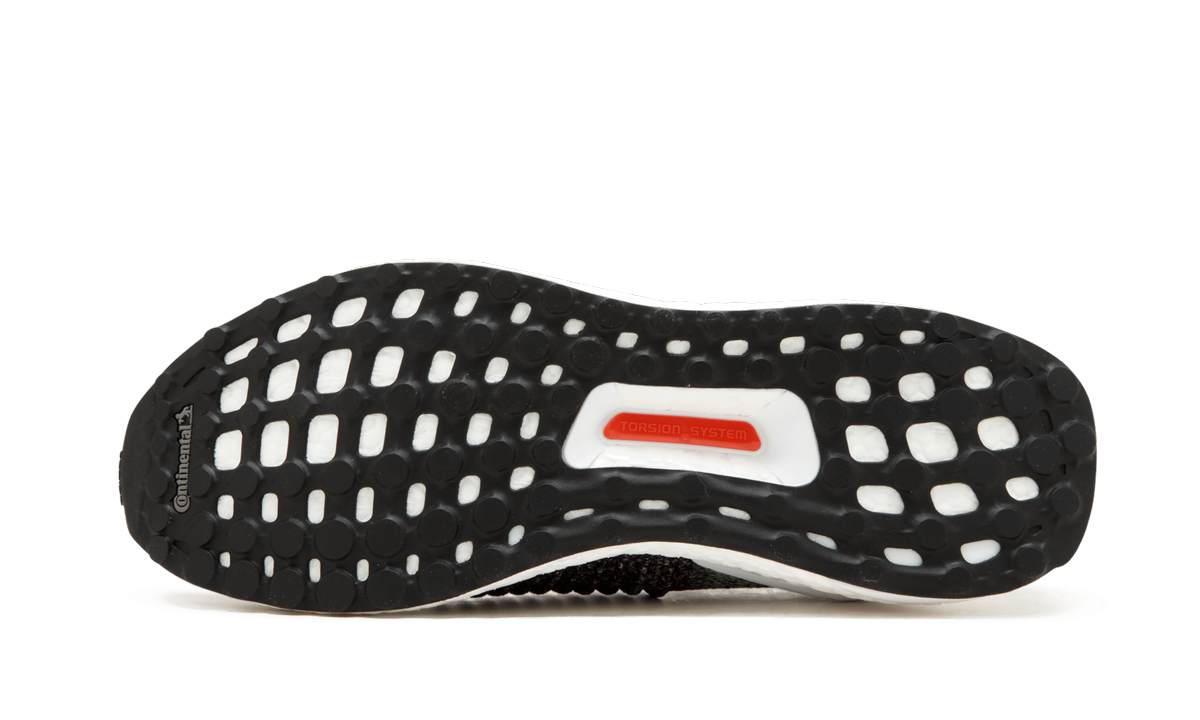UltraBoost Laceless "Oreo" BB6141